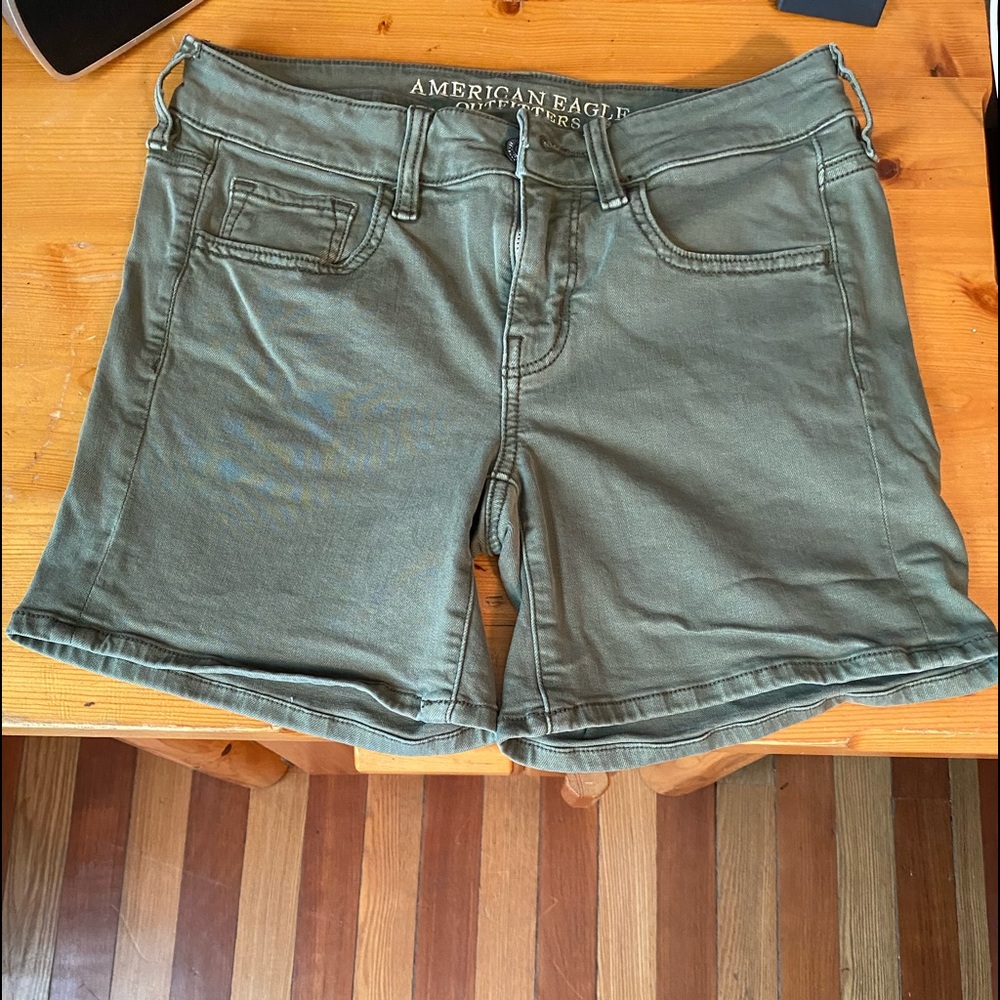 AE shorts